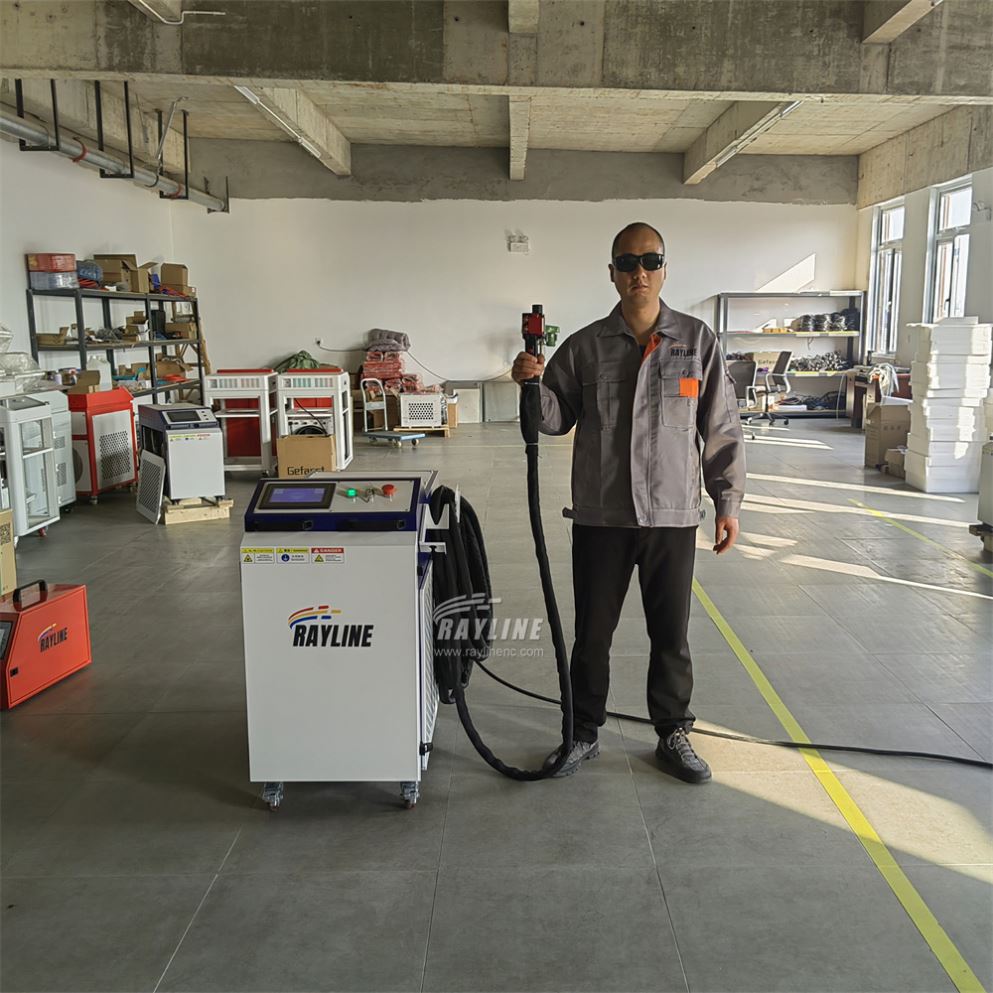 Industrial Laser Cleaning Mach - đánh giá và giá Industrial Laser Paint Remover