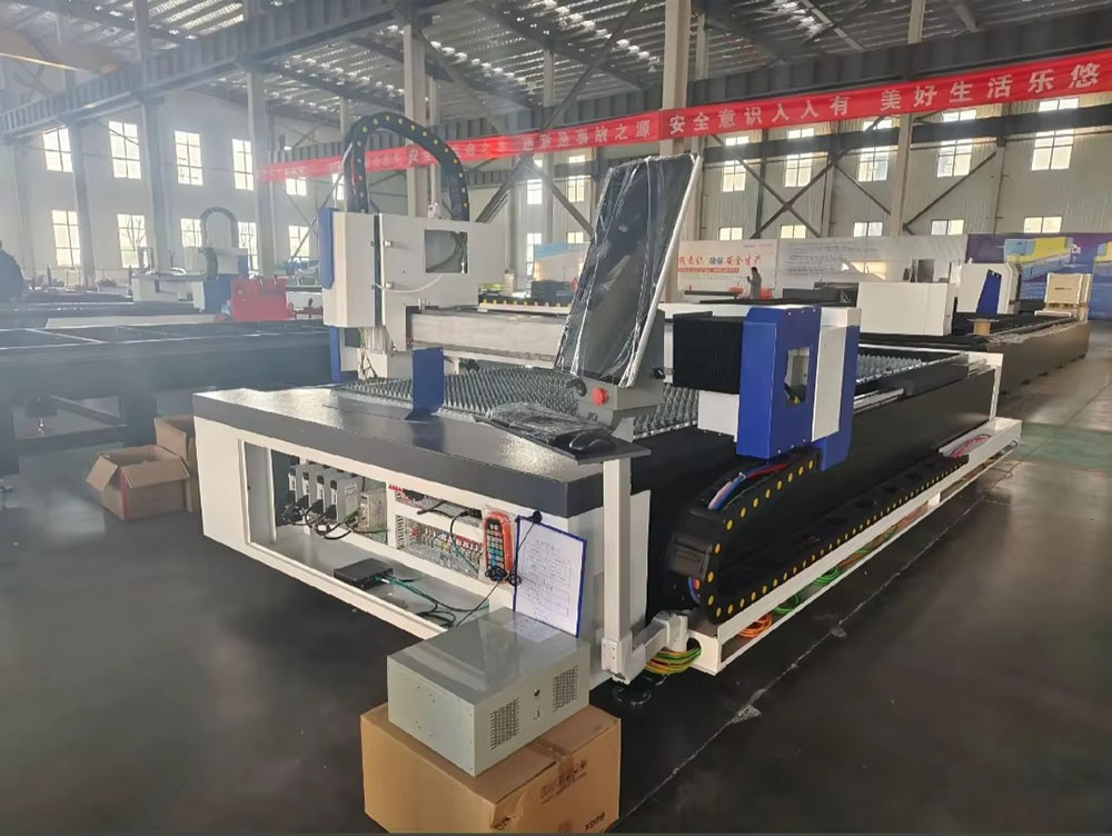 Industrial 3000W CNC Fiber Las - đánh giá và giá Industrial Laser Cutter For Metal