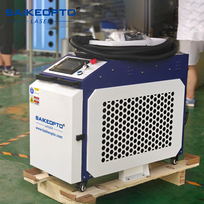 1500W fiber laser cleaning mac - đánh giá và giá Industrial Laser Paint Remover