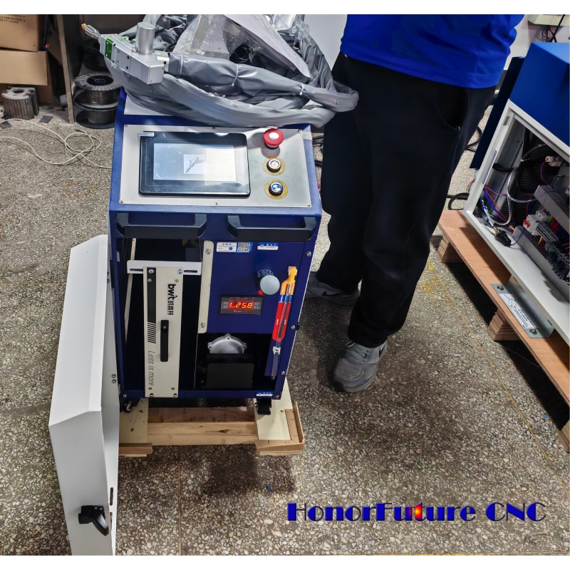 Industrial 1500W BWT Fiber Las - đánh giá và giá Industrial Laser For Cleaning